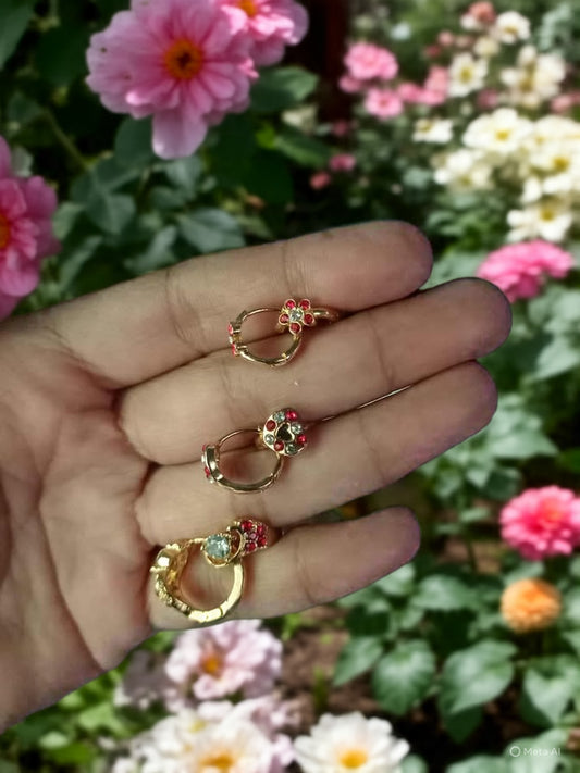 Sari gold plated Stud earrings