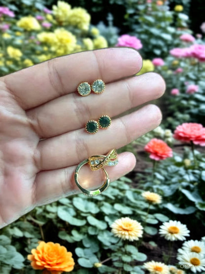 Sari gold plated Stud earrings